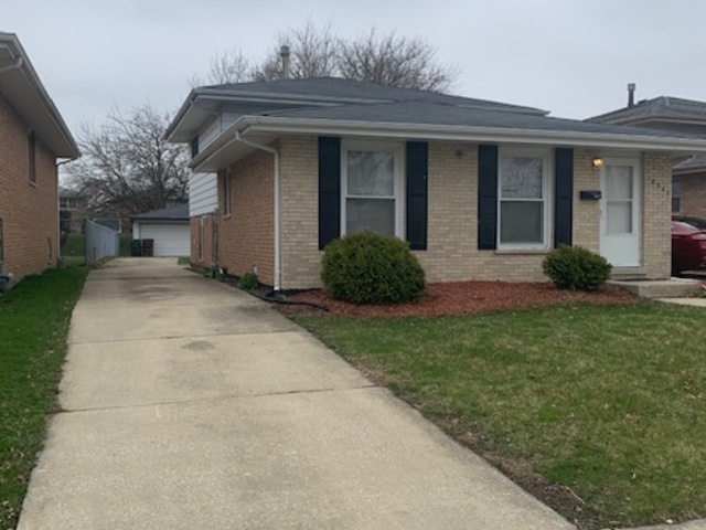 18048 Soleri Dr, Country Club Hills, IL 60478 - photo 1