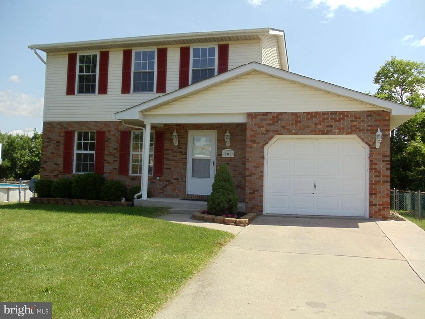 202 Grand Dr, Taneytown, MD 21787 - photo 1