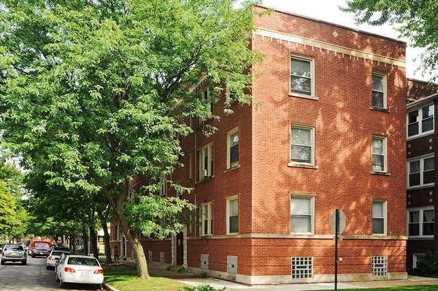 2223 W Ainslie St unit 3, Chicago, IL 60625 - photo 1