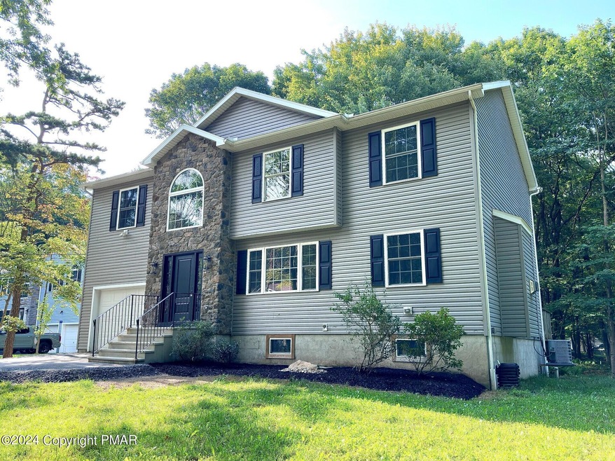 3128 Wintergreen Ln, Pocono Summit, PA 18346 - photo 1