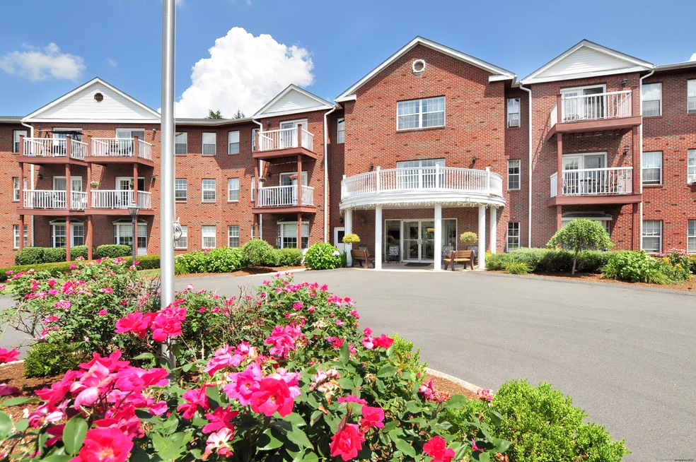 625 Palisado Ave unit 212, Windsor, CT 06095 - photo 1