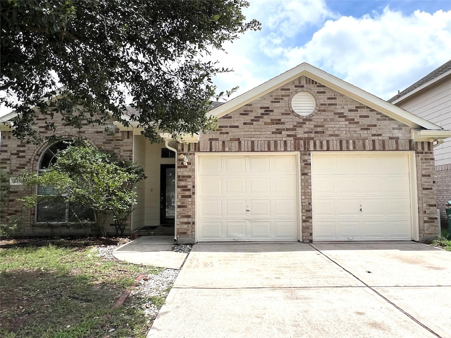 442 Pinewood Ridge Dr, Spring, TX 77386 - photo 1