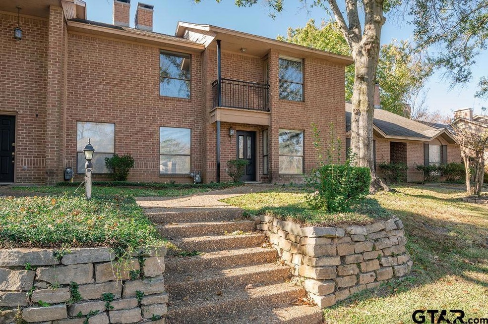 5821 Hollytree Dr, Tyler, TX 75703 - photo 1