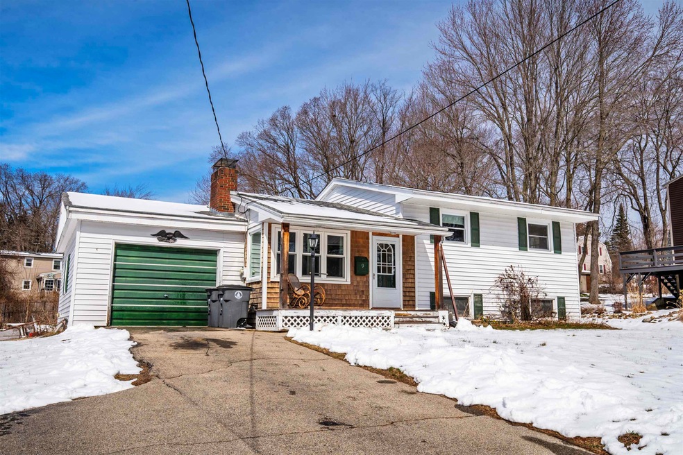 9 Fairview Ave, Pembroke, NH 03275 - photo 1