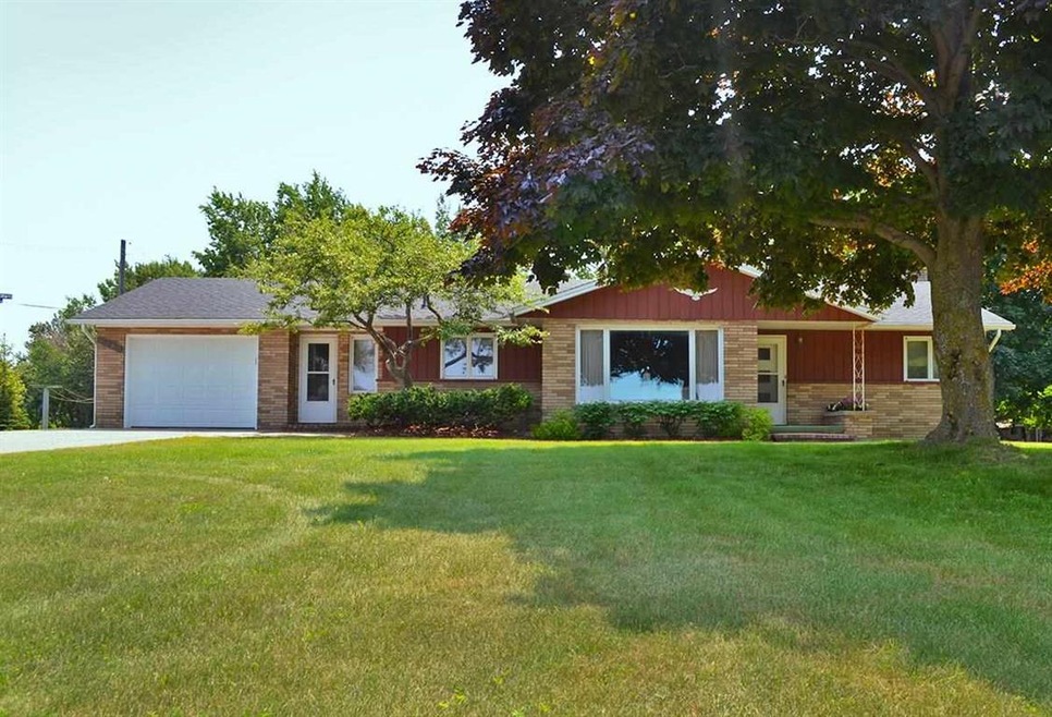 6630 Us Highway 31 N, Charlevoix, MI 49720 - photo 1