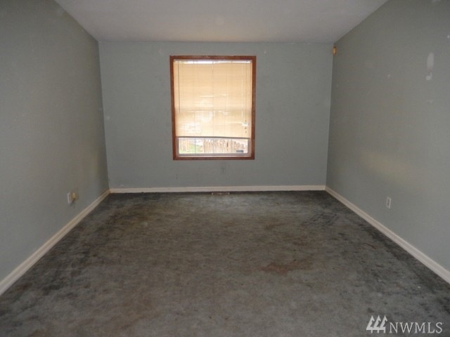 406 Mill Ave SE, Orting, WA 98360 - photo 1