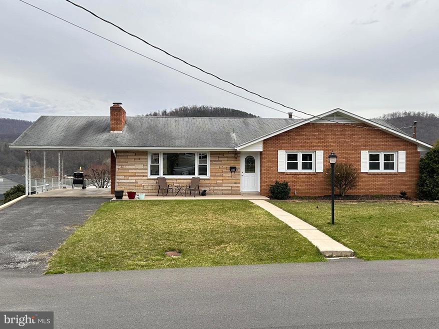 1415 Beacon St, Keyser, WV 26726 - photo 1