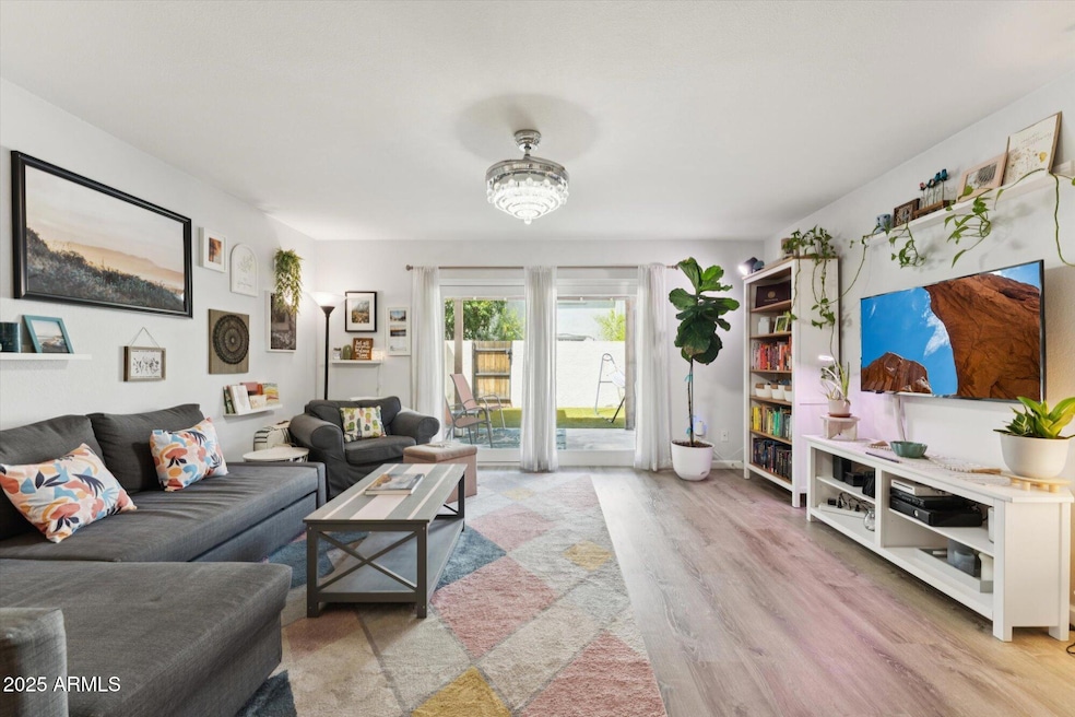 7628 N 19th Dr unit 9, Phoenix, AZ 85021 - photo 1