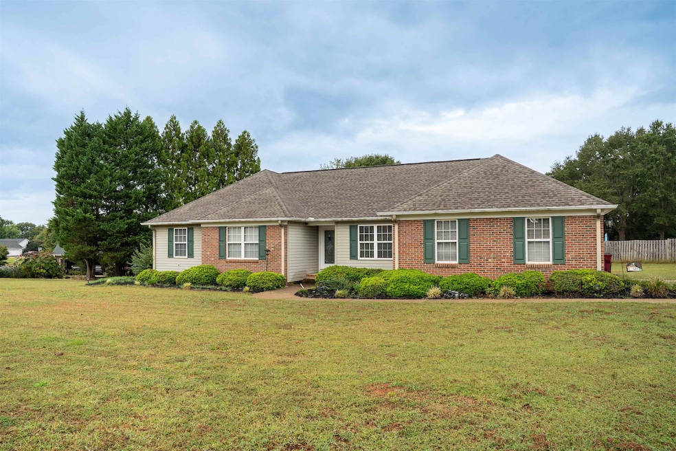 510 Gramercy Blvd, Spartanburg, SC 29301 - photo 1