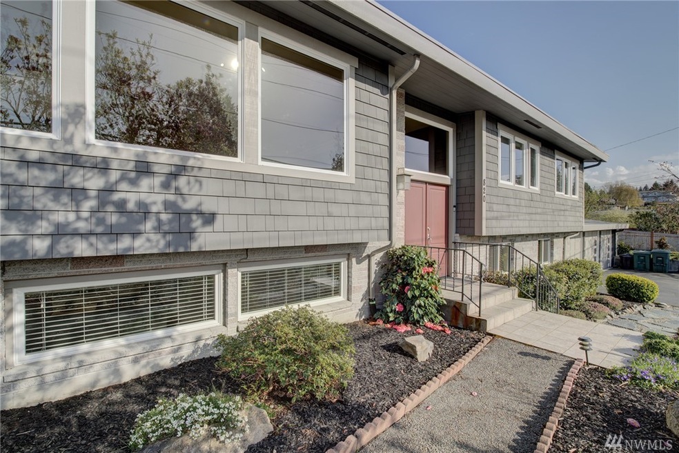 820 9th Ave N, Edmonds, WA 98020 - photo 1