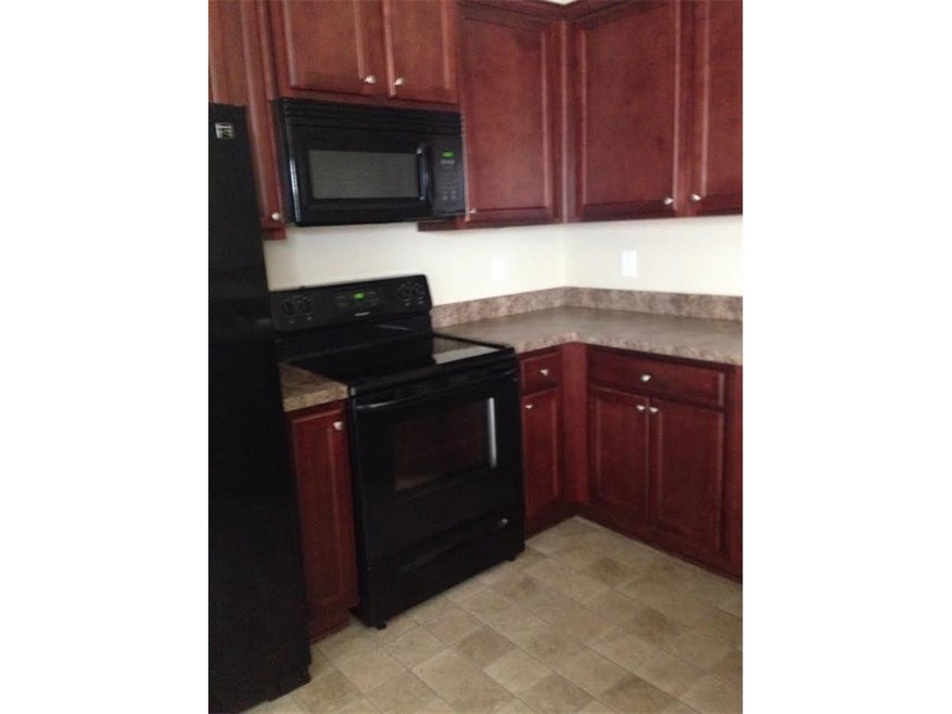 547 Oakside Place unit 547, Acworth, GA 30102 - photo 1