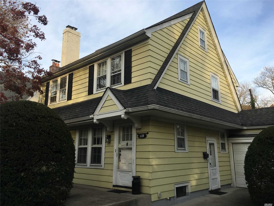 192 Fernwood Terrace, Garden City, NY 11530 - photo 1