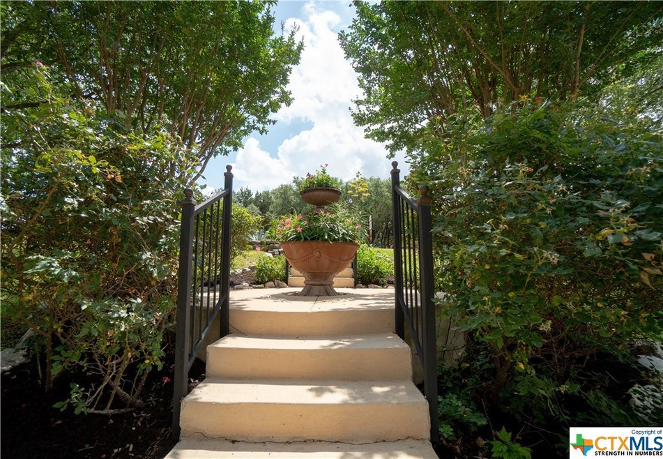 21615 Roan Bluff, San Antonio, TX 78259 - photo 1