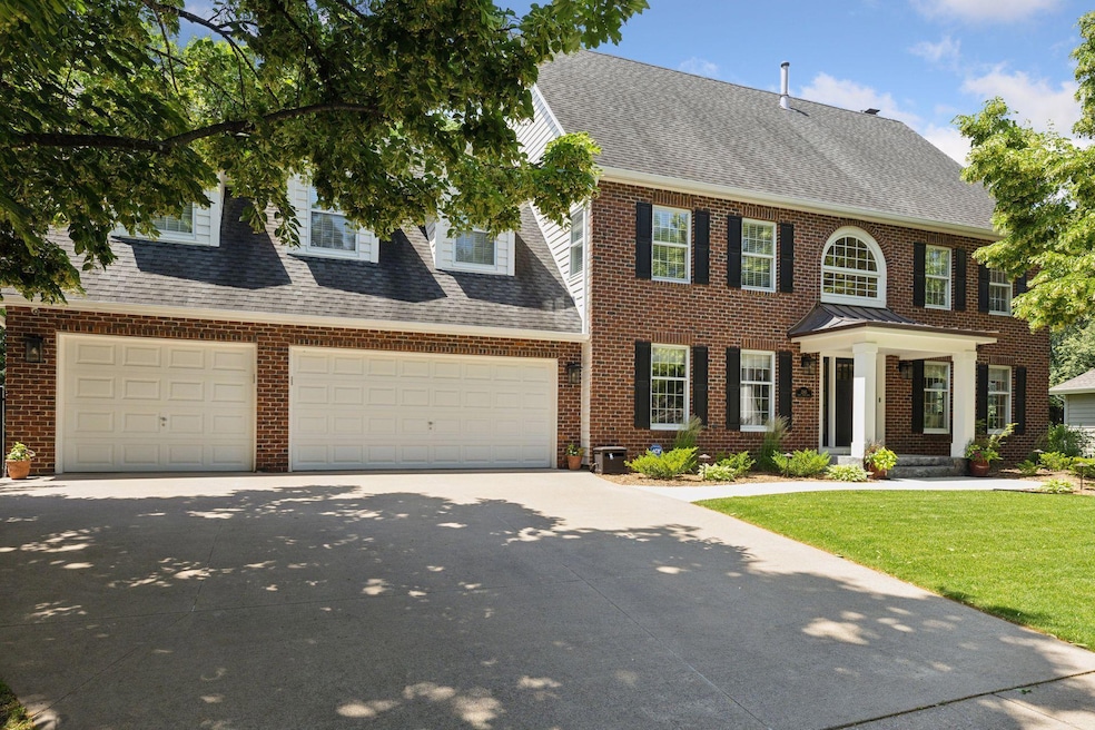 2345 Field Stone Dr, Saint Paul, MN 55120 - photo 1