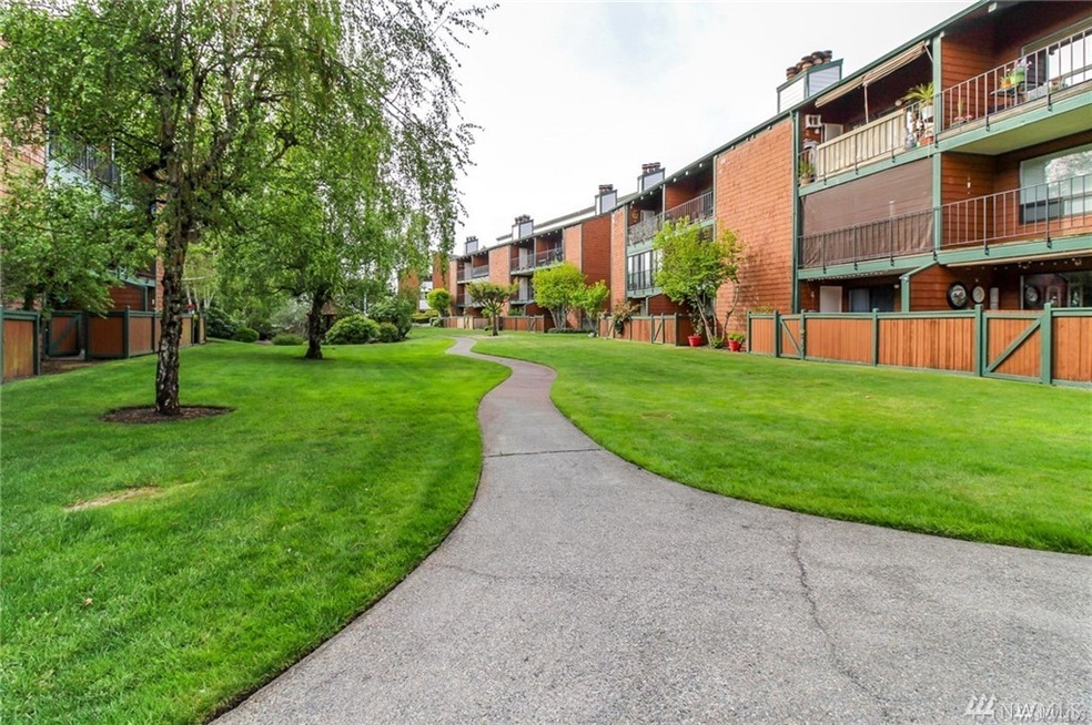 7302 N Skyview Place unit A101, Tacoma, WA 98406 - photo 1