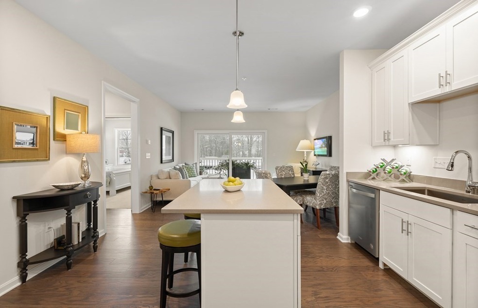 3304 Peters Farm Way unit 304, Westborough, MA 01581 - photo 1