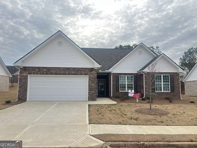 843 Crossroads Ct, Social Circle, GA 30025 - photo 1