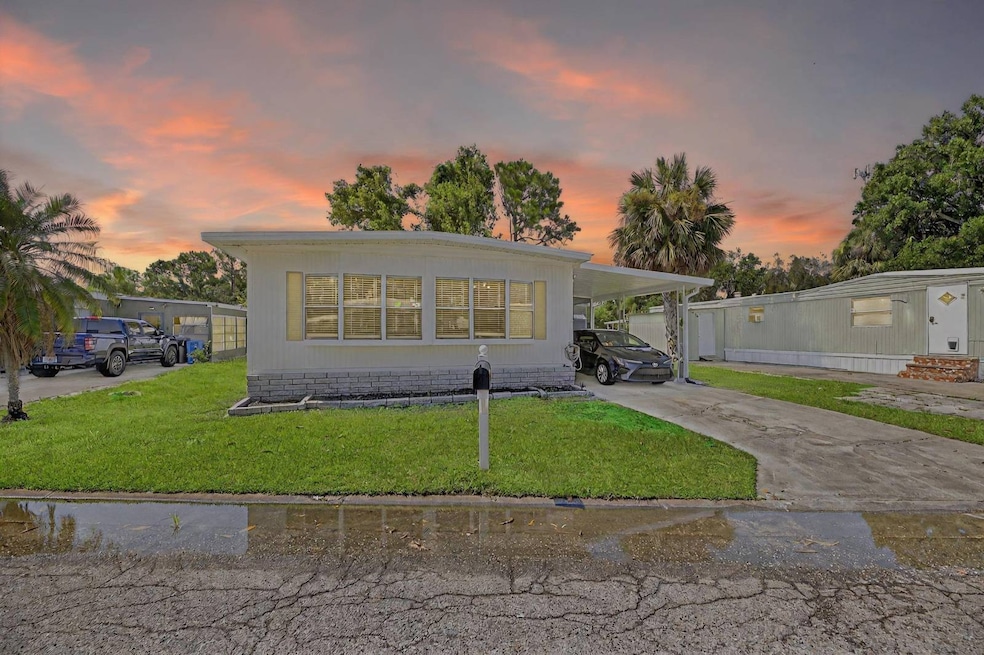 12130 S U S Highway 41 unit 161, Ruskin, FL 33570 - photo 1