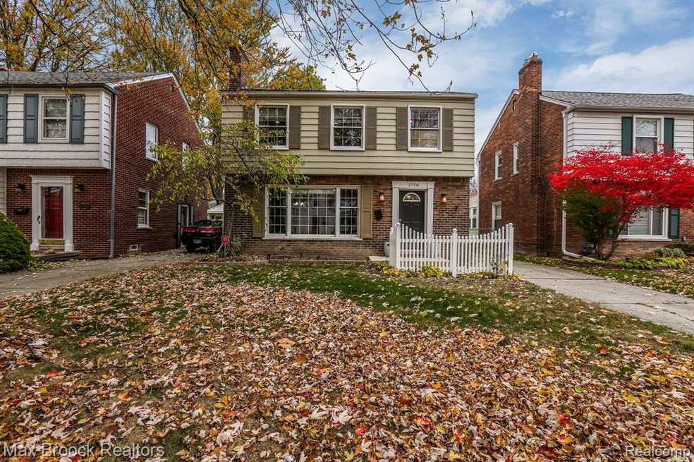 1-web-or-mls-1738 Bournemouth Road0022.JPG