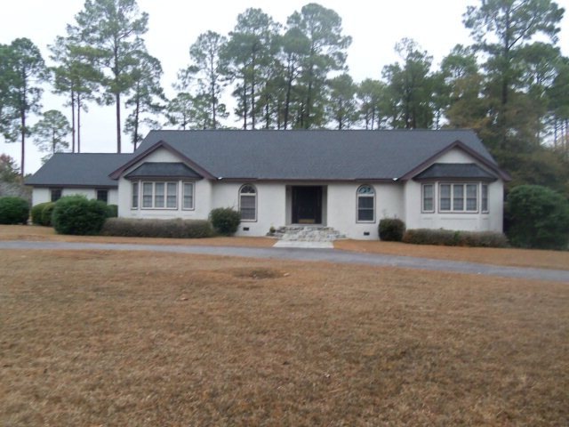 416 Kathy Cir, Douglas, GA 31533 - photo 1