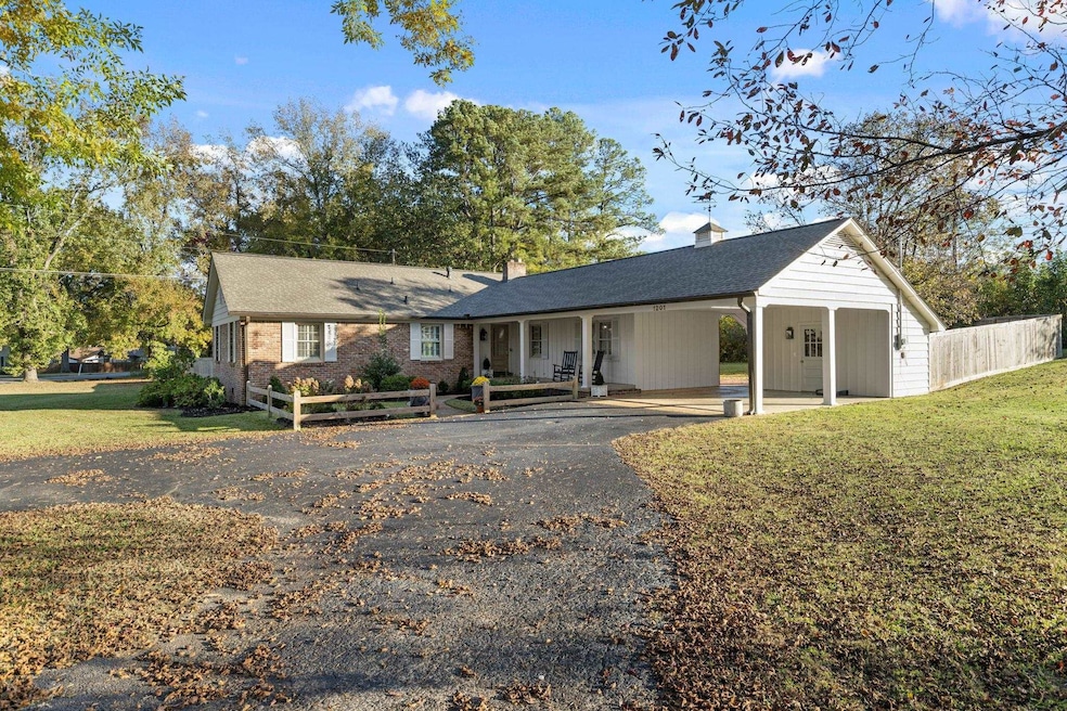 1201 W Clover Ln, Corinth, MS 38834 - photo 1