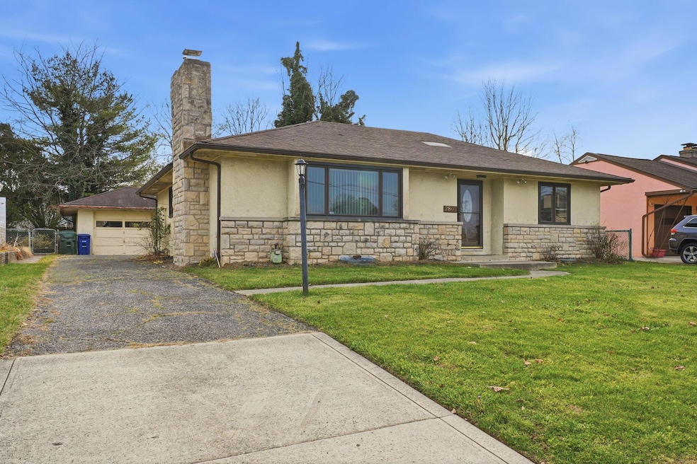 2807 Dover Rd, Columbus, OH 43209 - photo 1