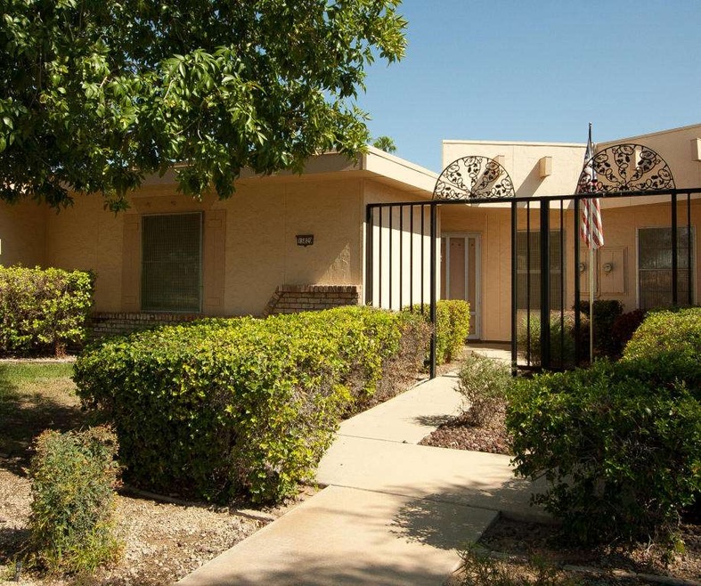 151011_001_a Condo Sale