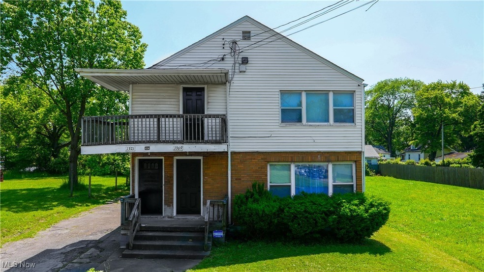 1369 Adelaide Ave SE, Warren, OH 44484 - photo 1