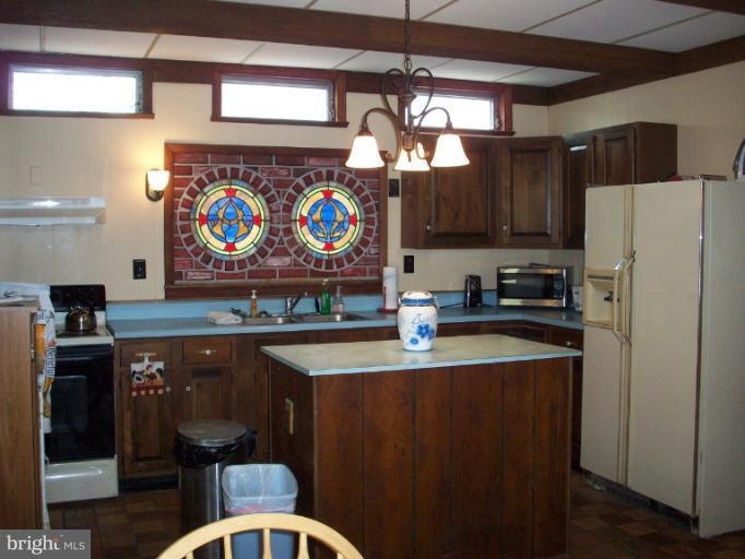 8 Strut Ct, Middle River, MD 21220 - photo 1