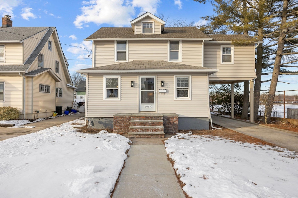 Sold $785,000 • Co-Listing Agent