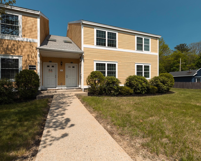 161 Saco Ave unit 315, Old Orchard Beach, ME 04064 - photo 1