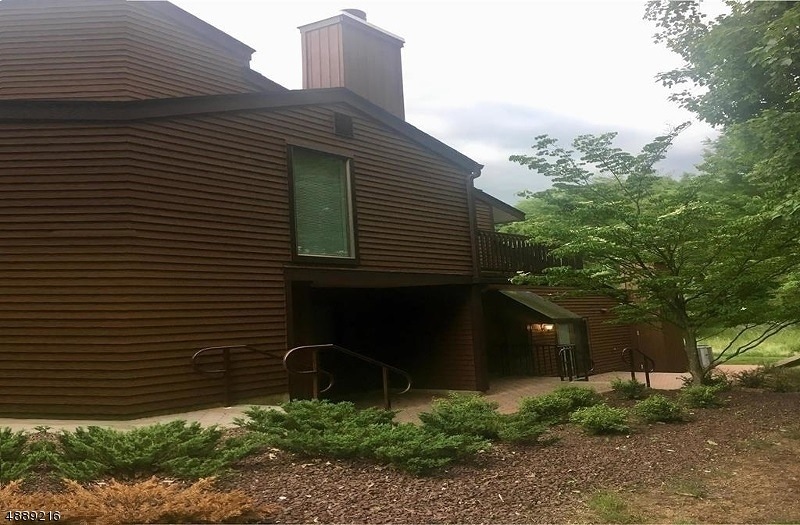 23 Summit Ct, Annandale, NJ 08801 - photo 1