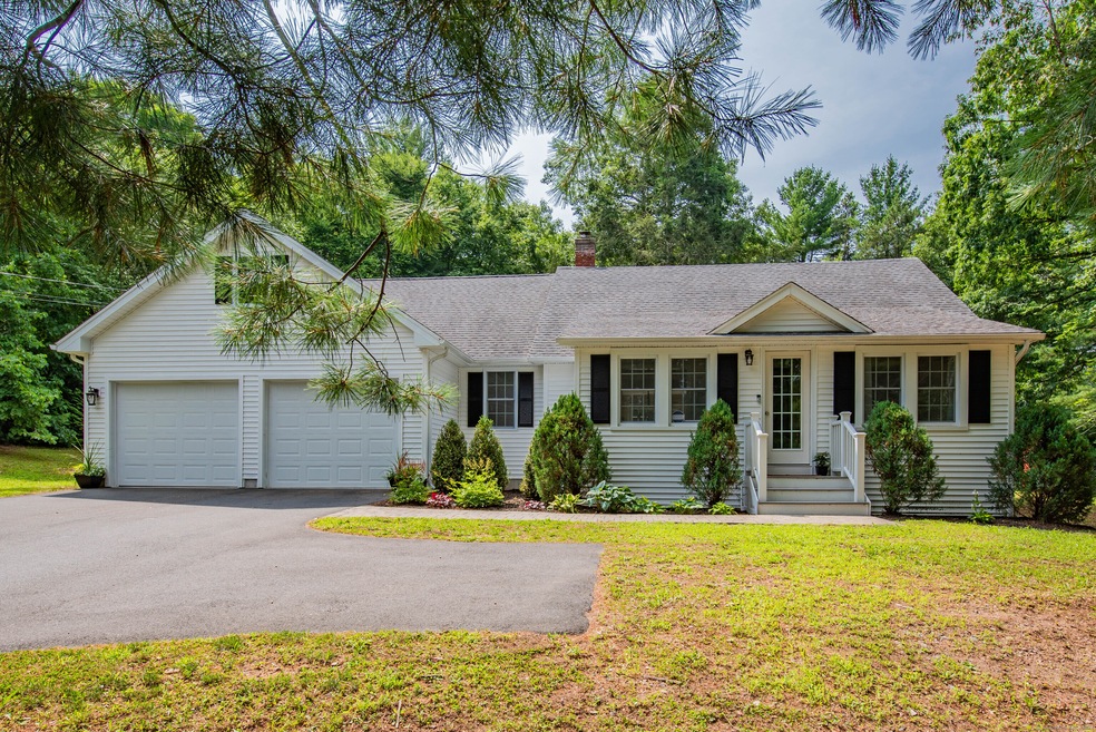 168 Forest Ln, Glastonbury, CT 06033 - photo 1