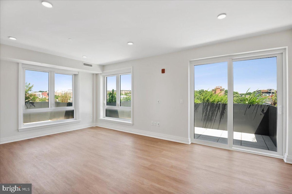 923 V St NW unit 602, Washington, DC 20001 - photo 1