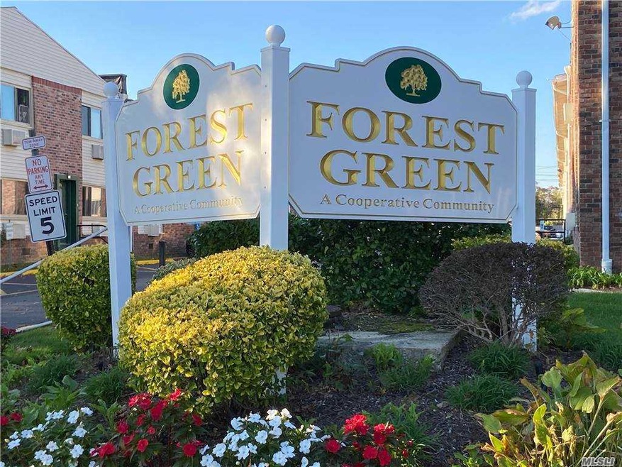 2453 Union Blvd unit 7B, Islip, NY 11751 - photo 1