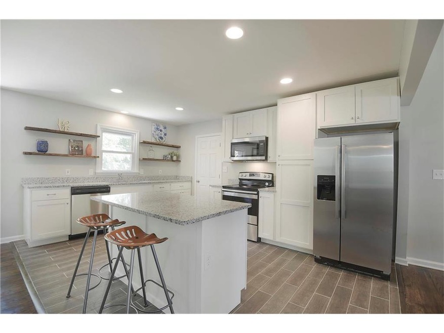 All of the new SS appliances are included with this house.