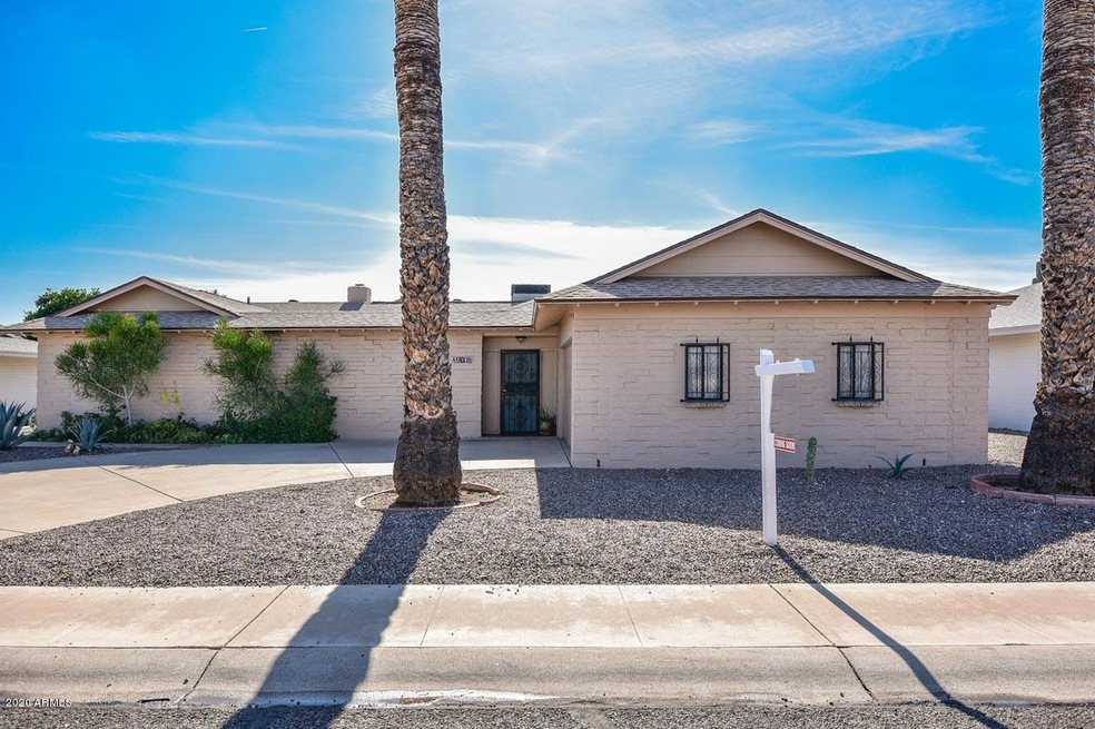 10601 W Mission Ln, Sun City, AZ 85351 - photo 1