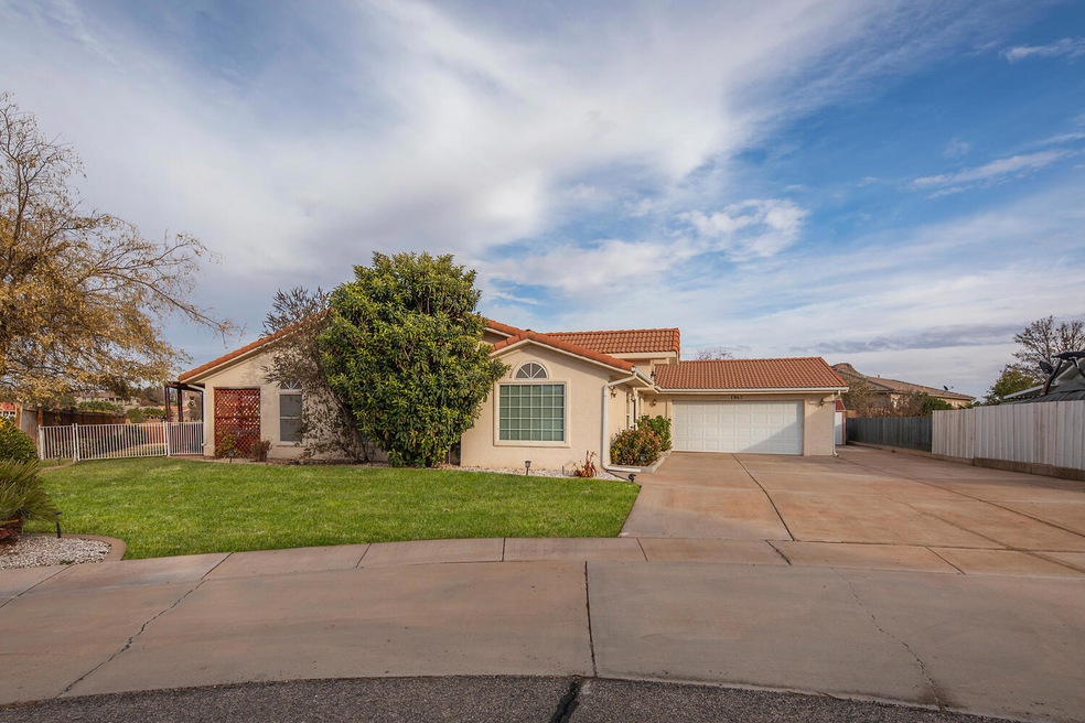 1967 Hedera Place, Saint George, UT 84790 - photo 1
