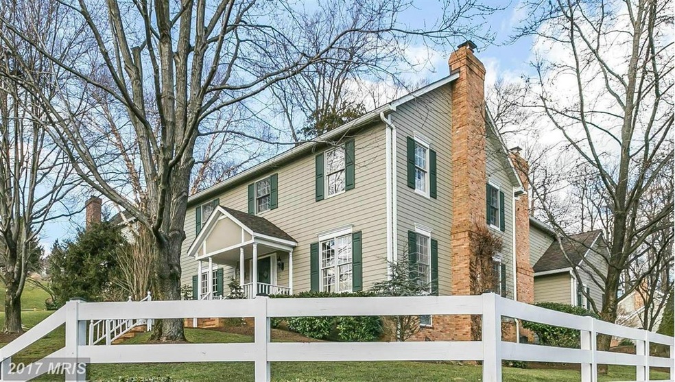 8539 Hill Spring Dr, Lutherville Timonium, MD 21093 - photo 1