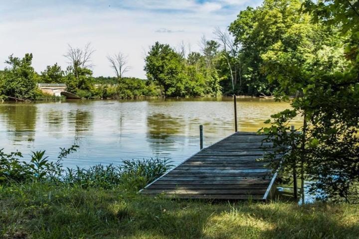 Access to River!