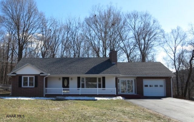 252 Arandale St, Bedford, PA 15522 - photo 1