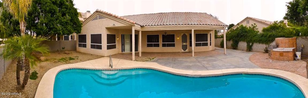 3312 N 112th-21