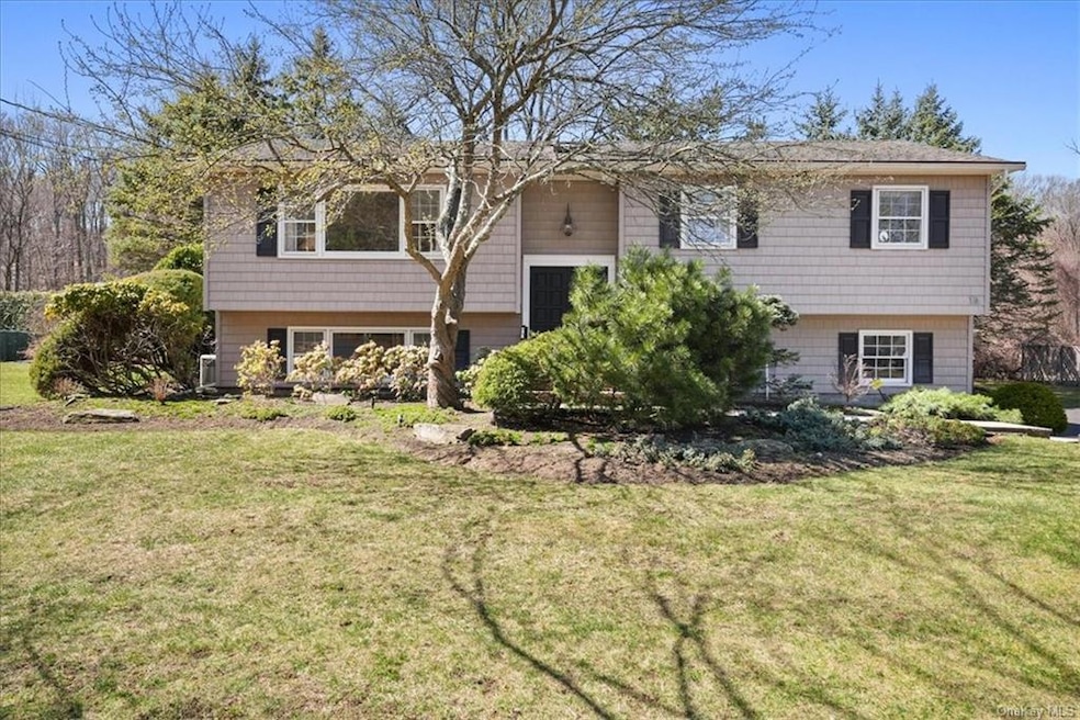 15 Pennington Way, Spring Valley, NY 10977 - photo 1