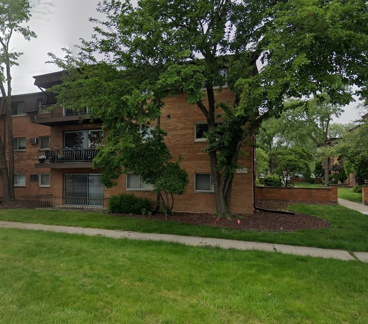 18550 Torrence Ave unit 19, Lansing, IL 60438 - photo 1