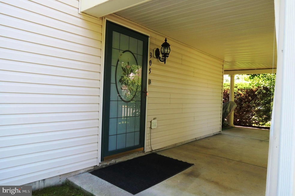 305 Canoe Ln, Edgewood, MD 21040 - photo 1