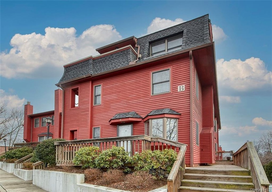 110 Theodore Fremd Ave unit B8, Rye, NY 10580 - photo 1