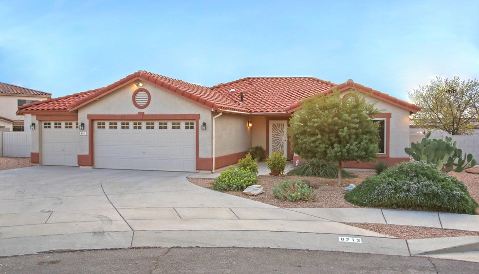 Welcome to 8712 E. Dayspring Ct.