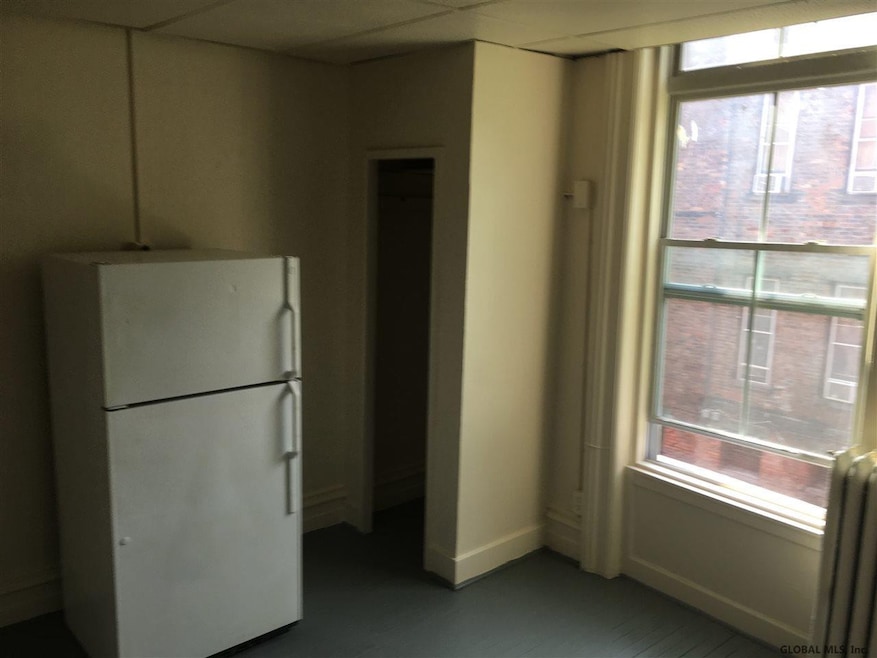 29 2nd Ave unit 2D, Albany, NY 12202 - photo 1