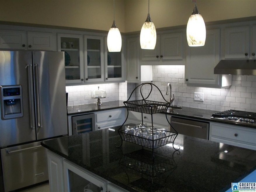 This newly renovated kitchen has new stainless app