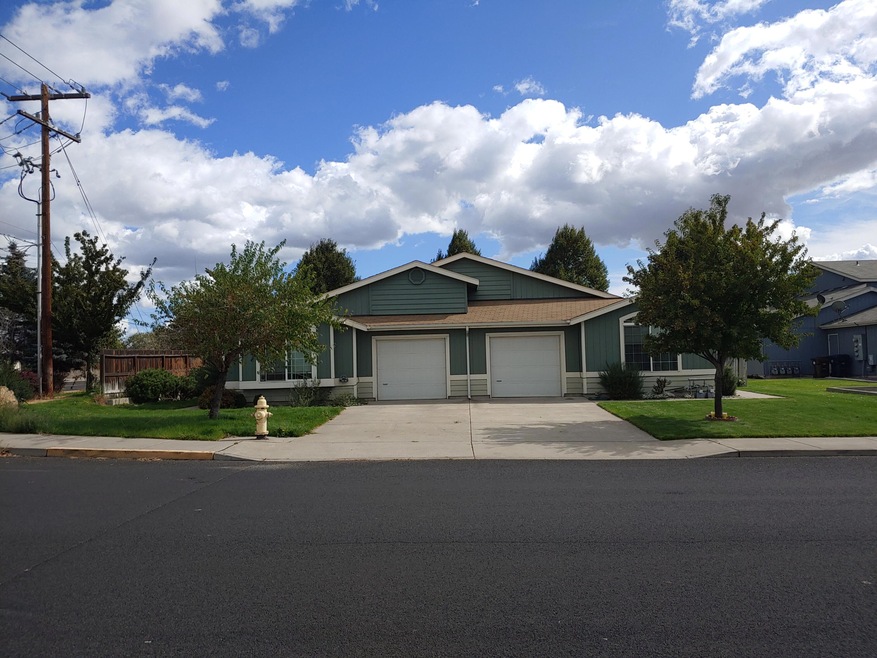 1550 NE 5th St, Redmond, OR 97756 - photo 1